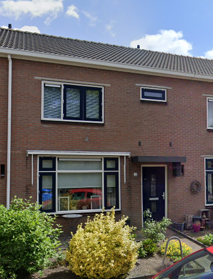 Tufsteenstraat 32, 8084 XV 't Harde, Nederland